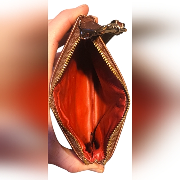 Dooney and Bourke wallet - Picture 3 of 4